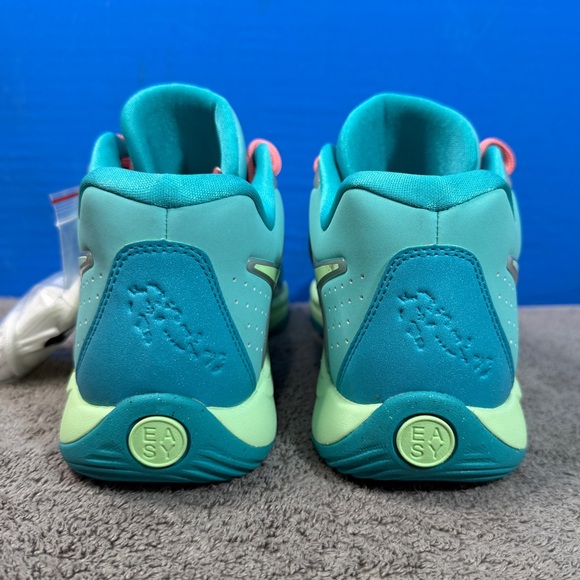 Nike KD17 w X jonquel Jones
'bahama'
Brand new - Picture 5 of 12